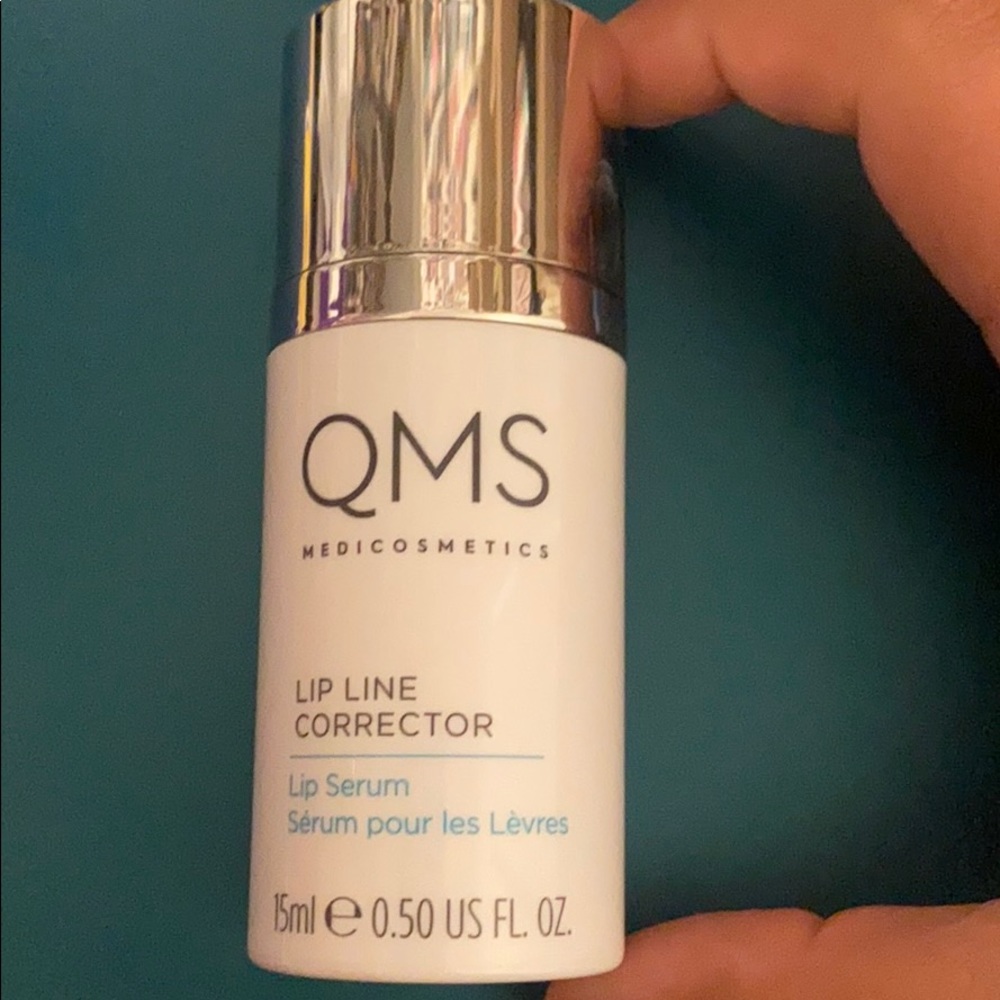 Lip Line Corrector